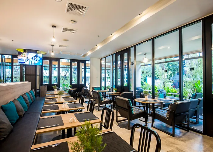 Cross Vibe Bangkok Sukhumvit