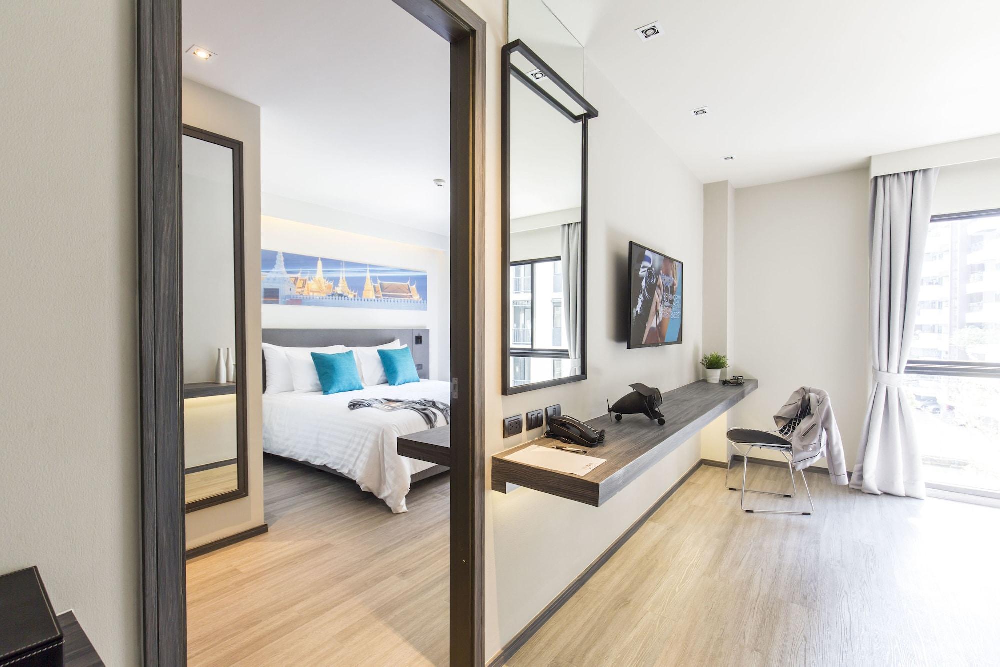 Cross Vibe Sukhumvit Отель Бангкок