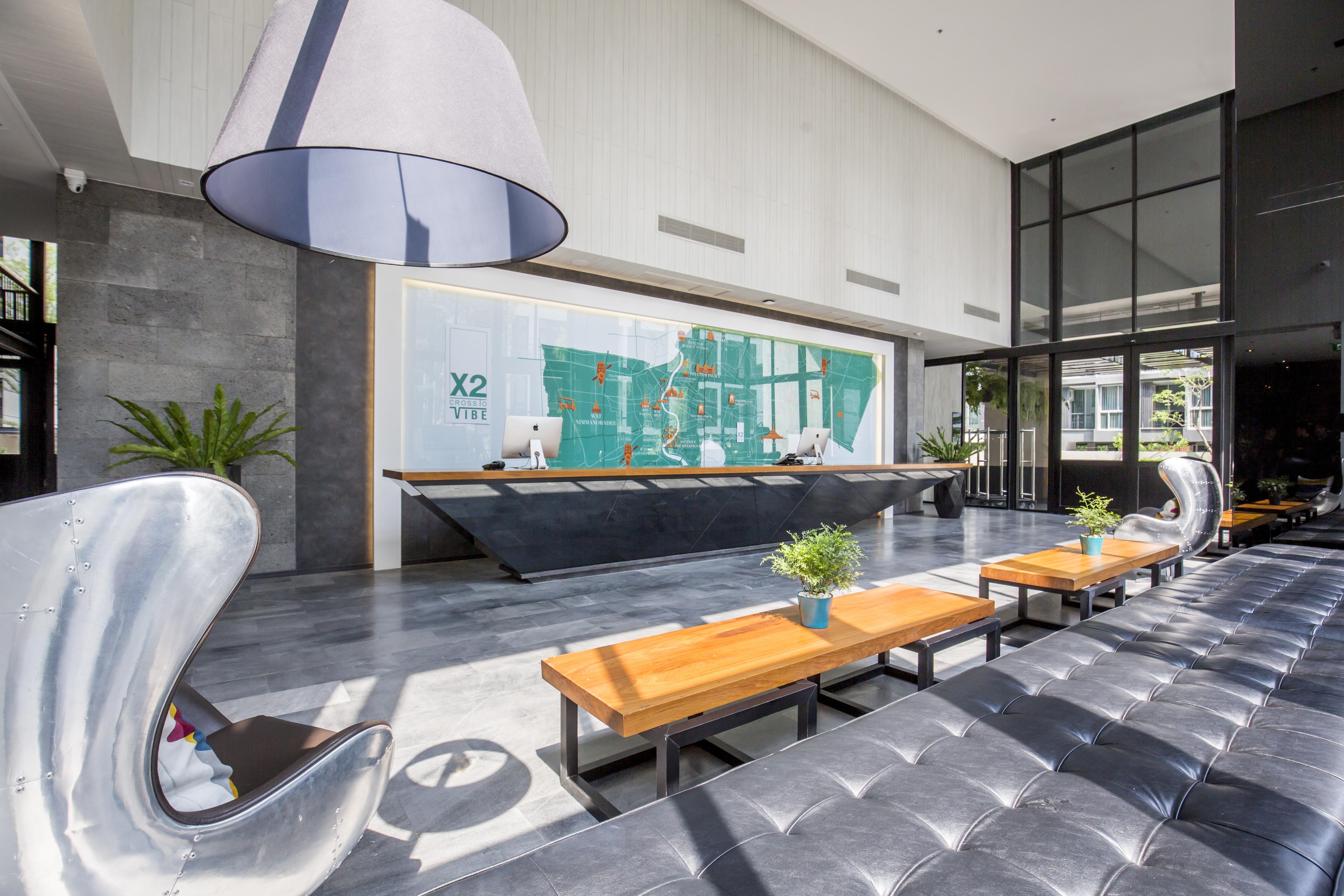 Отель Cross Vibe Sukhumvit 4*