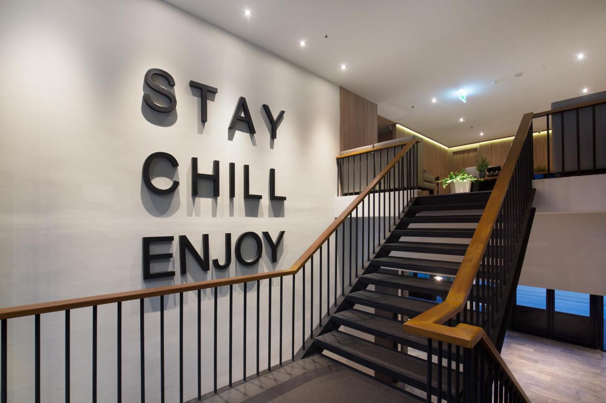 Отель Cross Vibe Sukhumvit 4*